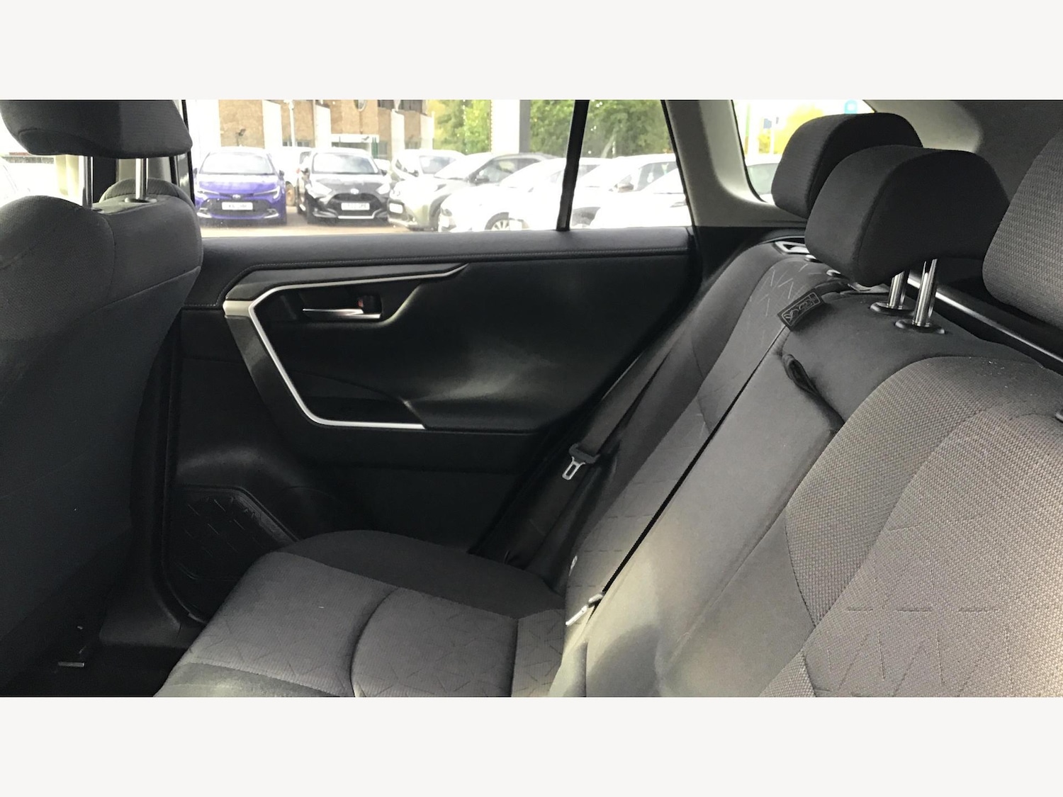 Used Toyota RAV4 2021 for sale - 76360651: Photo 15