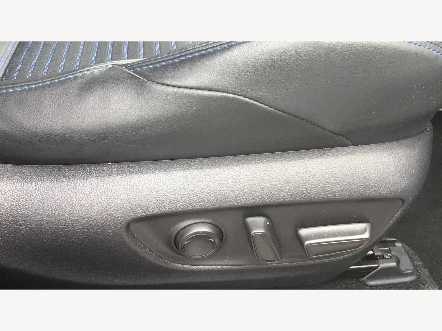 Used Toyota RAV4 2023 for sale - 76389386: Photo 29