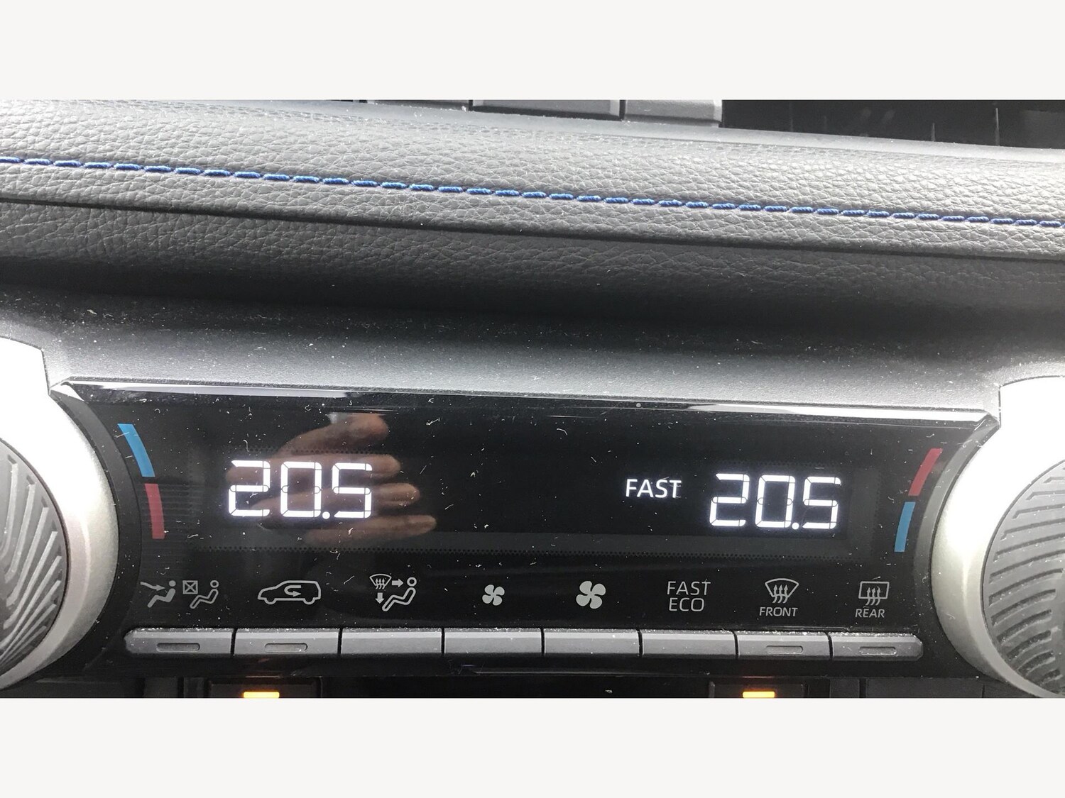 Used Toyota RAV4 2023 for sale - 76389386: Photo 30