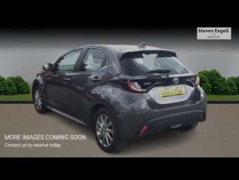Used Toyota Yaris 2023 for sale - 74799775: Photo