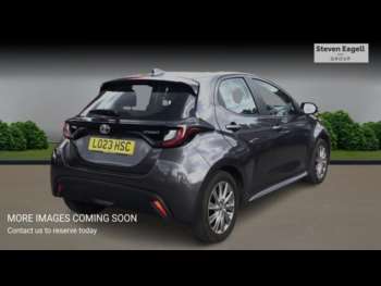 Used Toyota Yaris 2023 for sale - 74799775: Photo