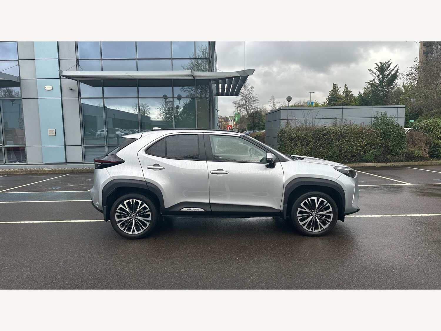 Used Toyota Yaris Cross 2023 for sale - 77351488: Photo 18