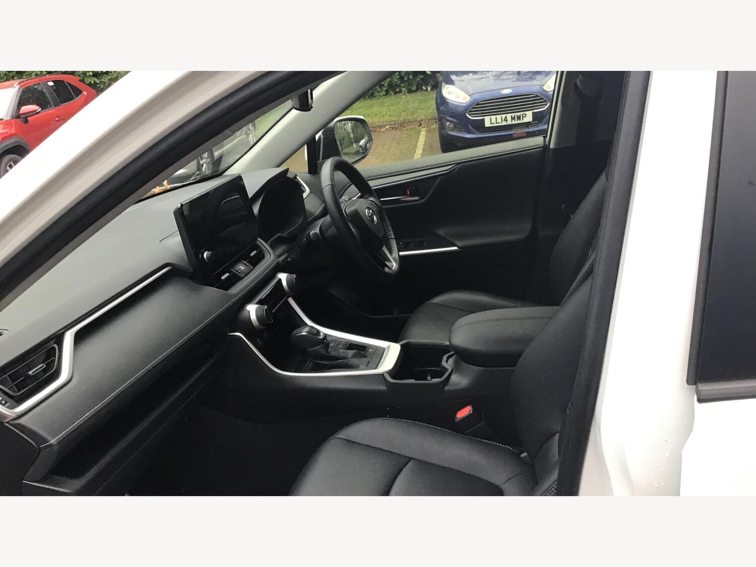 Used Toyota RAV4 2023 for sale - 77191002: Photo 12