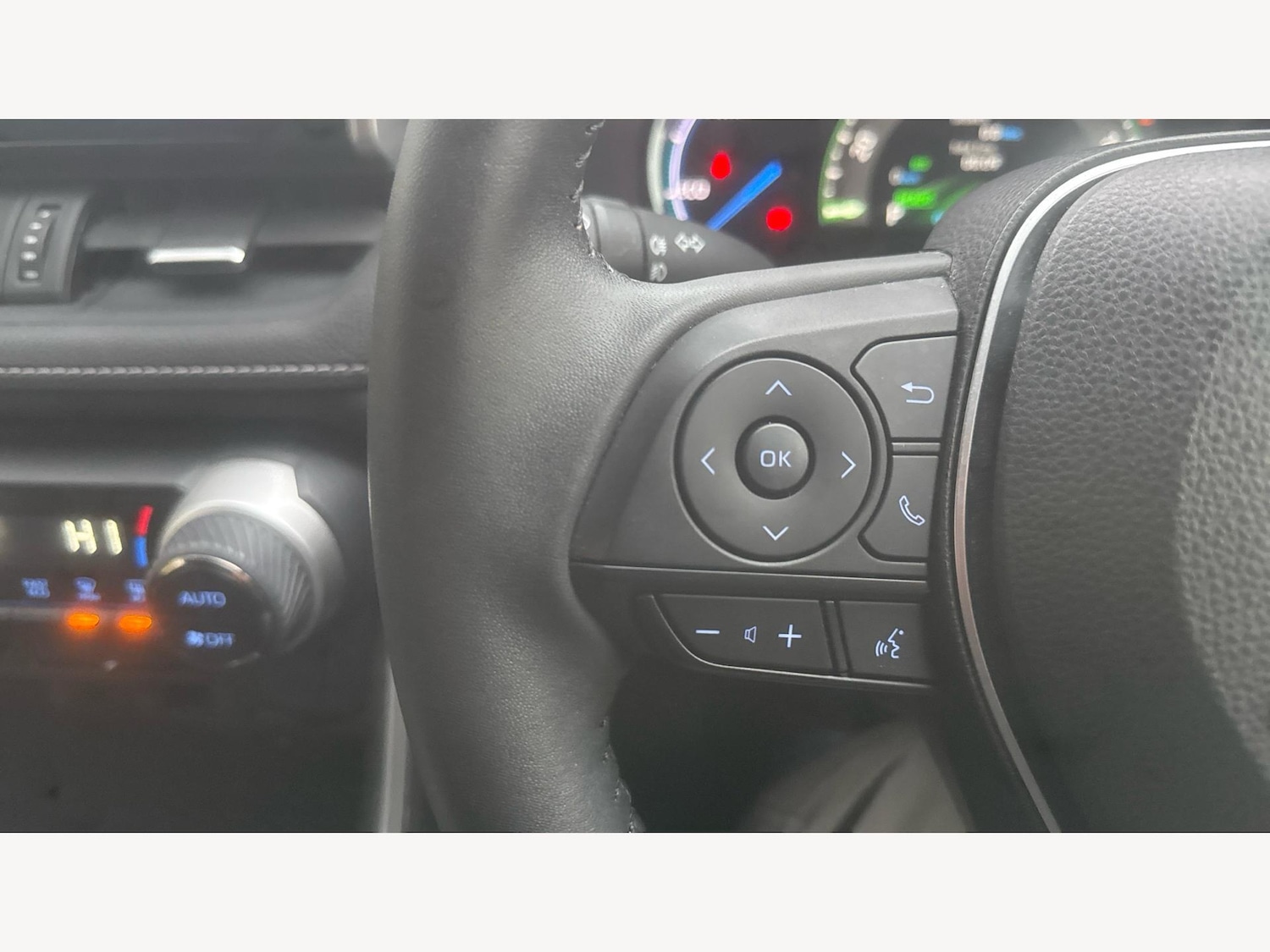 Used Toyota RAV4 2022 for sale - 77060445: Photo 28