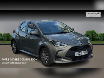 Used Toyota Yaris 2023 for sale - 79116684: Photo