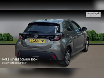 Used Toyota Yaris 2023 for sale - 79116684: Photo
