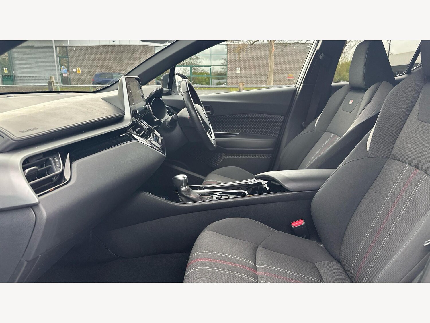 Used Toyota C-HR 2022 for sale - 77330954: Photo 12