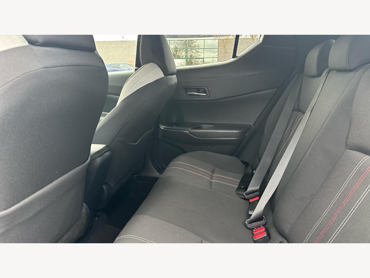 Used Toyota C-HR 2022 for sale - 77330954: Photo 15