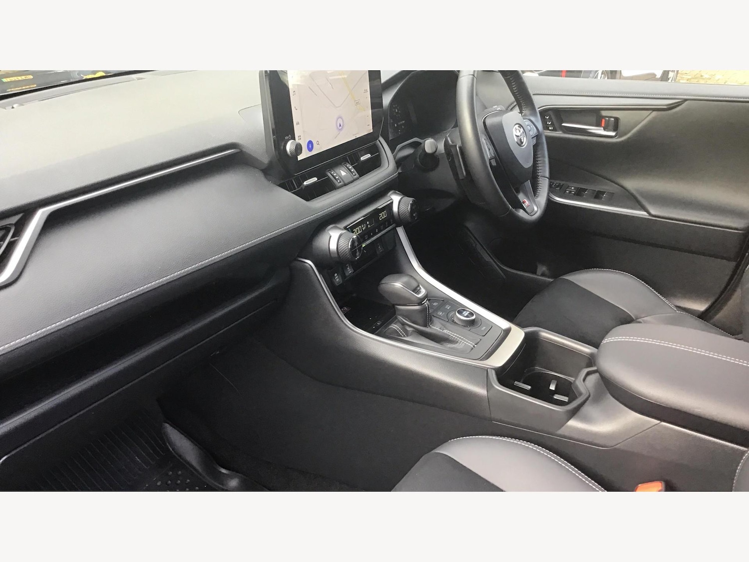 Used Toyota RAV4 2024 for sale - 76550432: Photo 12