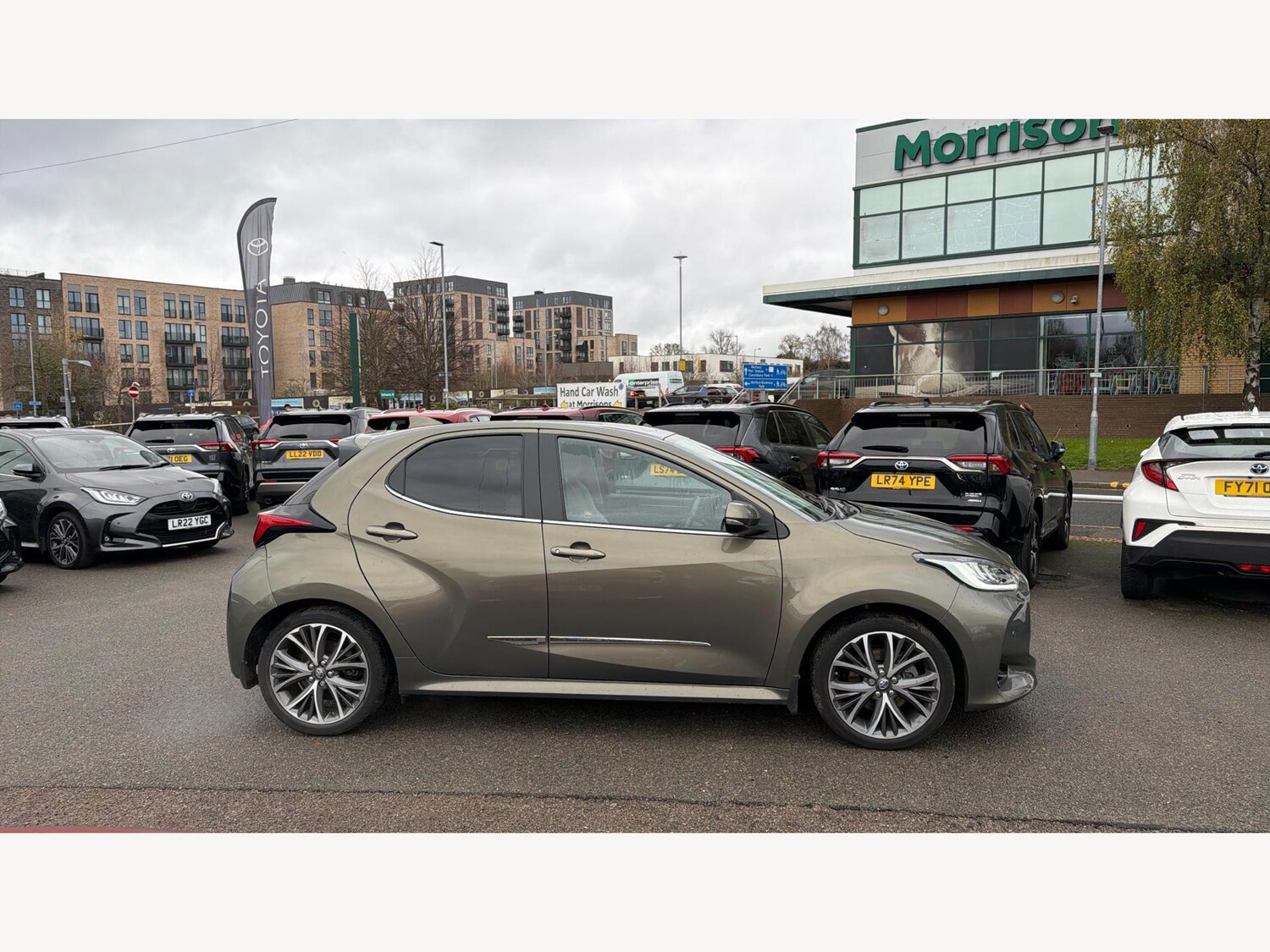 Used Toyota Yaris for sale - 76728941: Photo 18