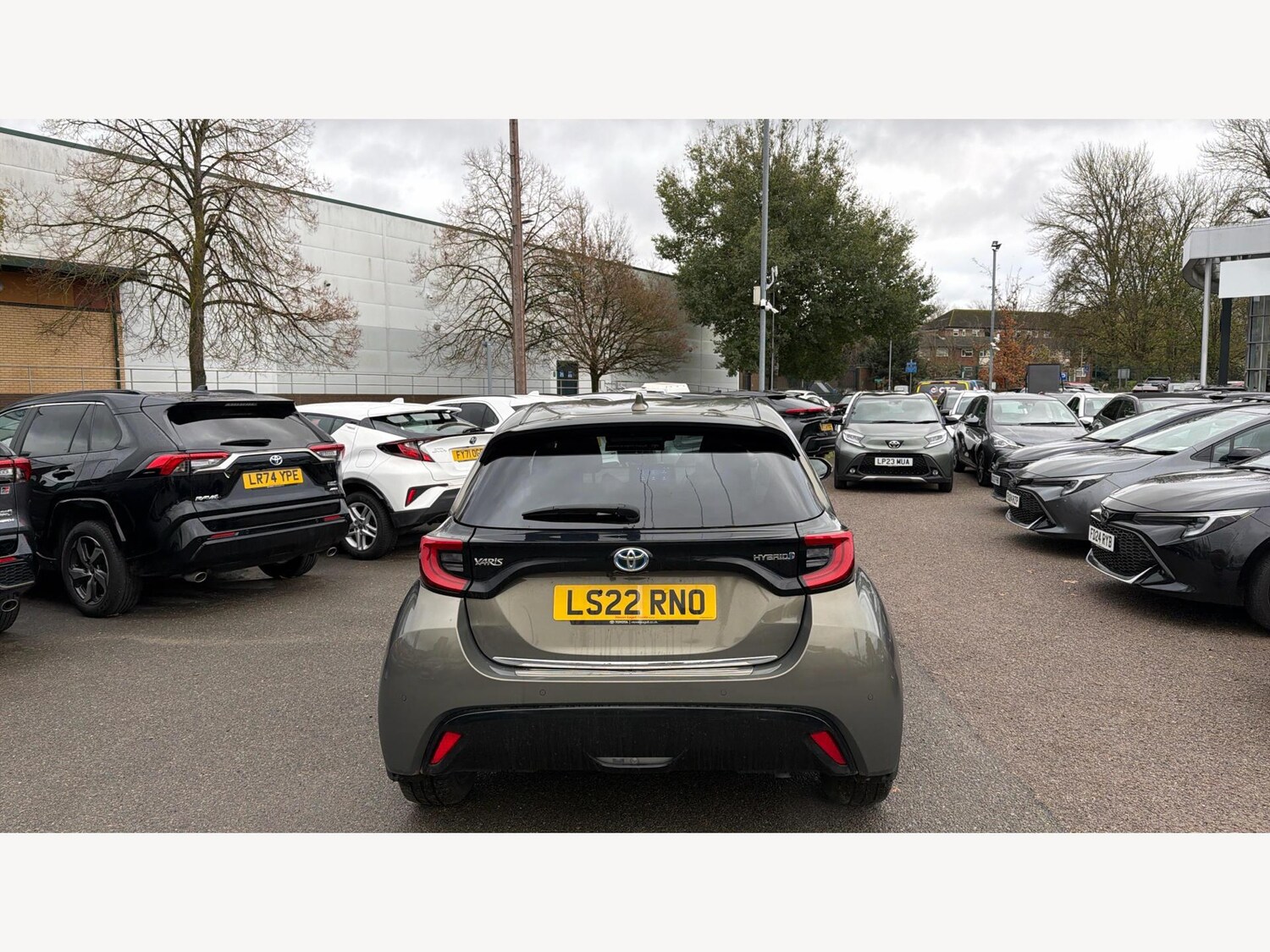 Used Toyota Yaris for sale - 76728941: Photo 21