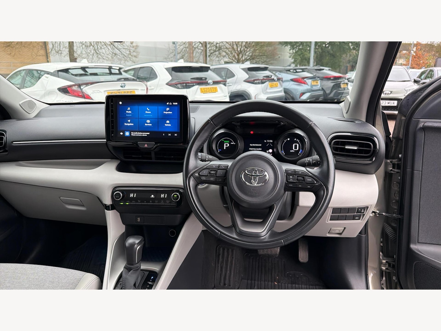 Used Toyota Yaris for sale - 76728941: Photo 8