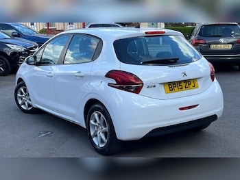 Used Peugeot 208 2015 for sale - 78517472: Photo