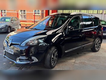 Used Renault Grand Scenic 2015 for sale - 78601891: Photo