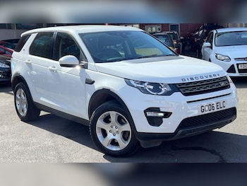 Used Land Rover Discovery Sport 2016 for sale - 78461524: Photo