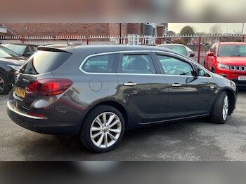 Used Vauxhall Astra 2012 for sale - 78461497: Photo
