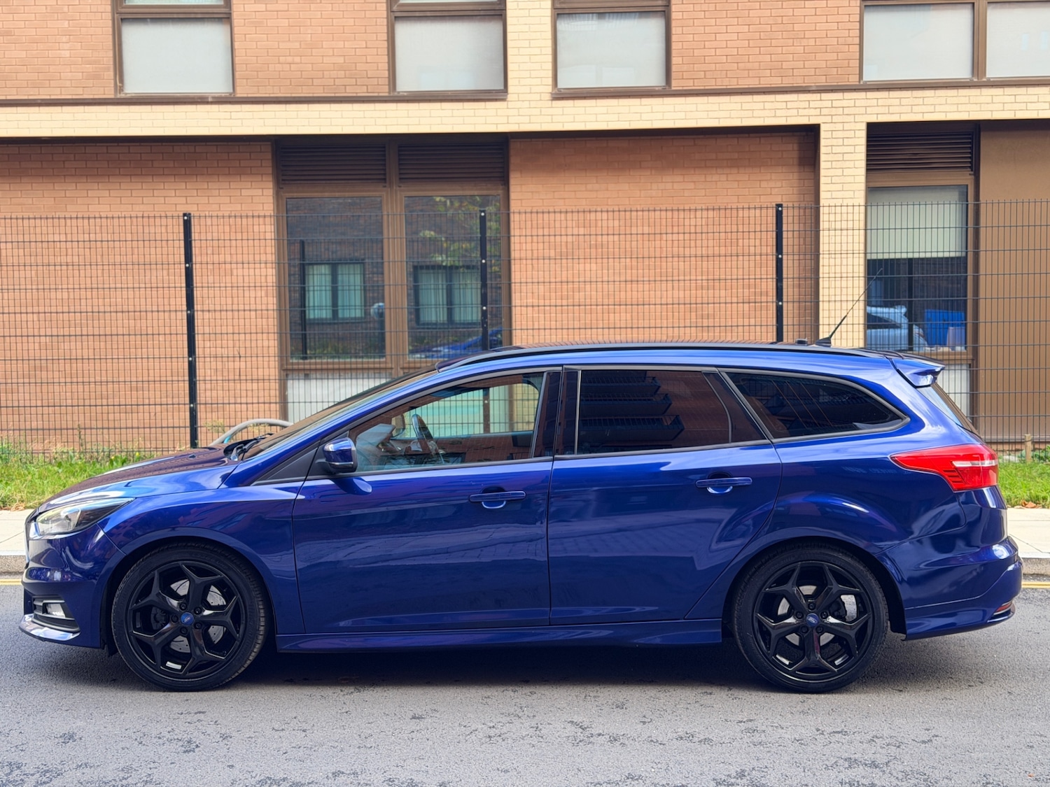 Used Ford Focus 2016 for sale - 76332783: Photo 7