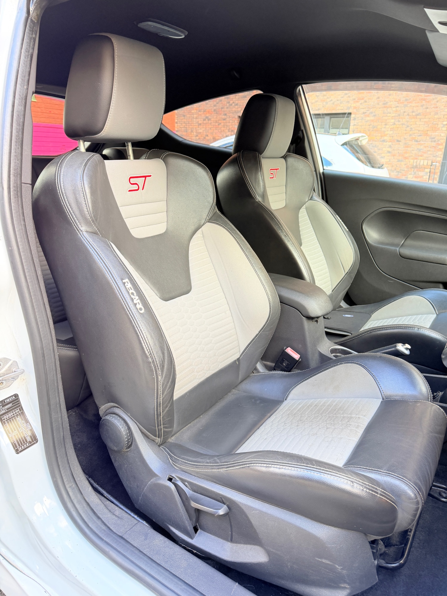 Used Ford Fiesta 2014 for sale - 76366297: Photo 14