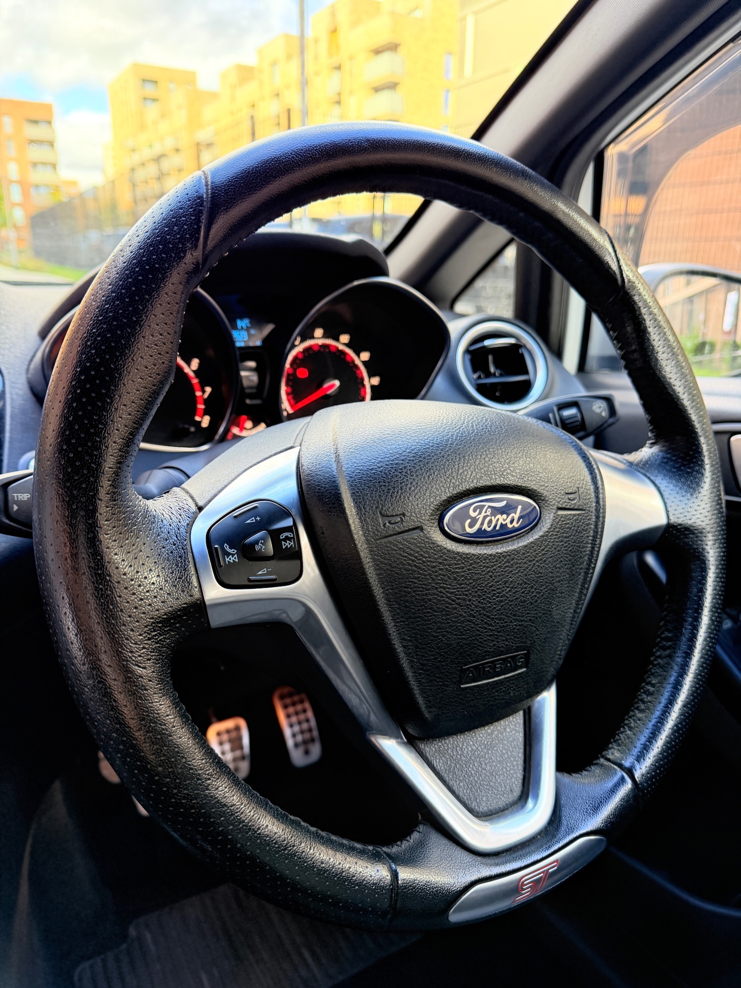 Used Ford Fiesta 2014 for sale - 76366297: Photo 17