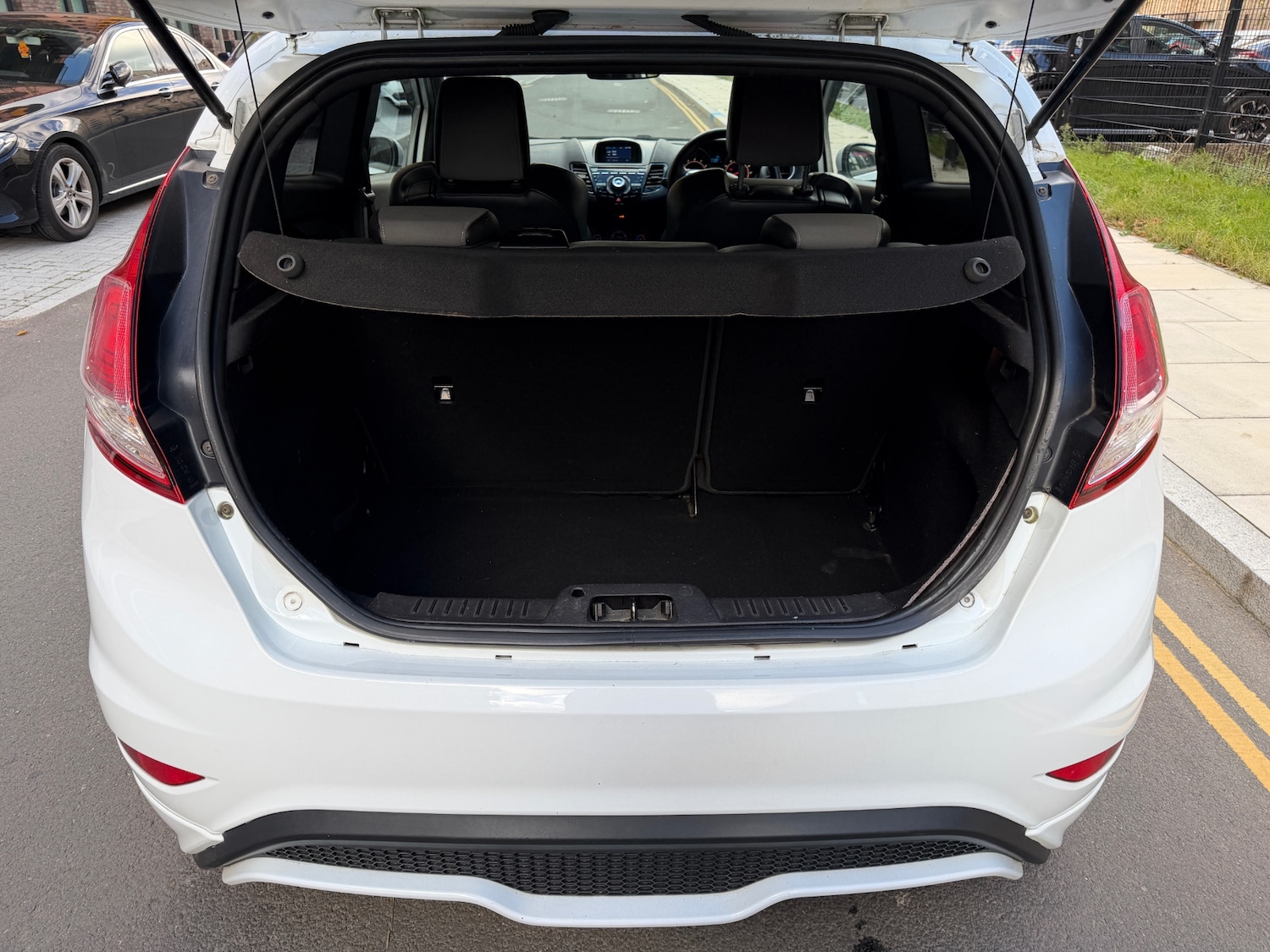 Used Ford Fiesta 2014 for sale - 76366297: Photo 19