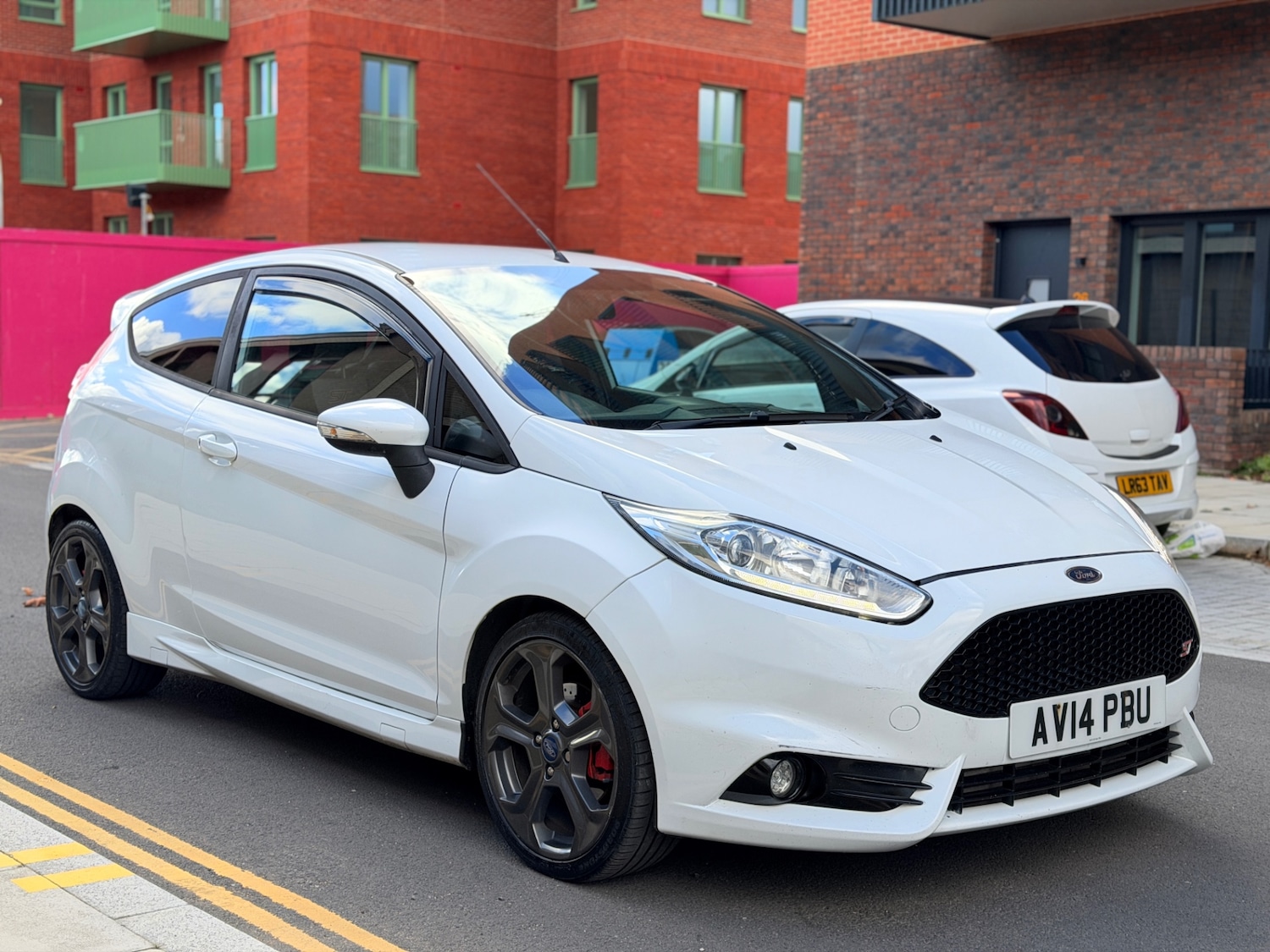 Used Ford Fiesta 2014 for sale - 76366297: Photo 3