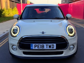 Used MINI Hatch 2018 for sale - 76067518: Photo 2