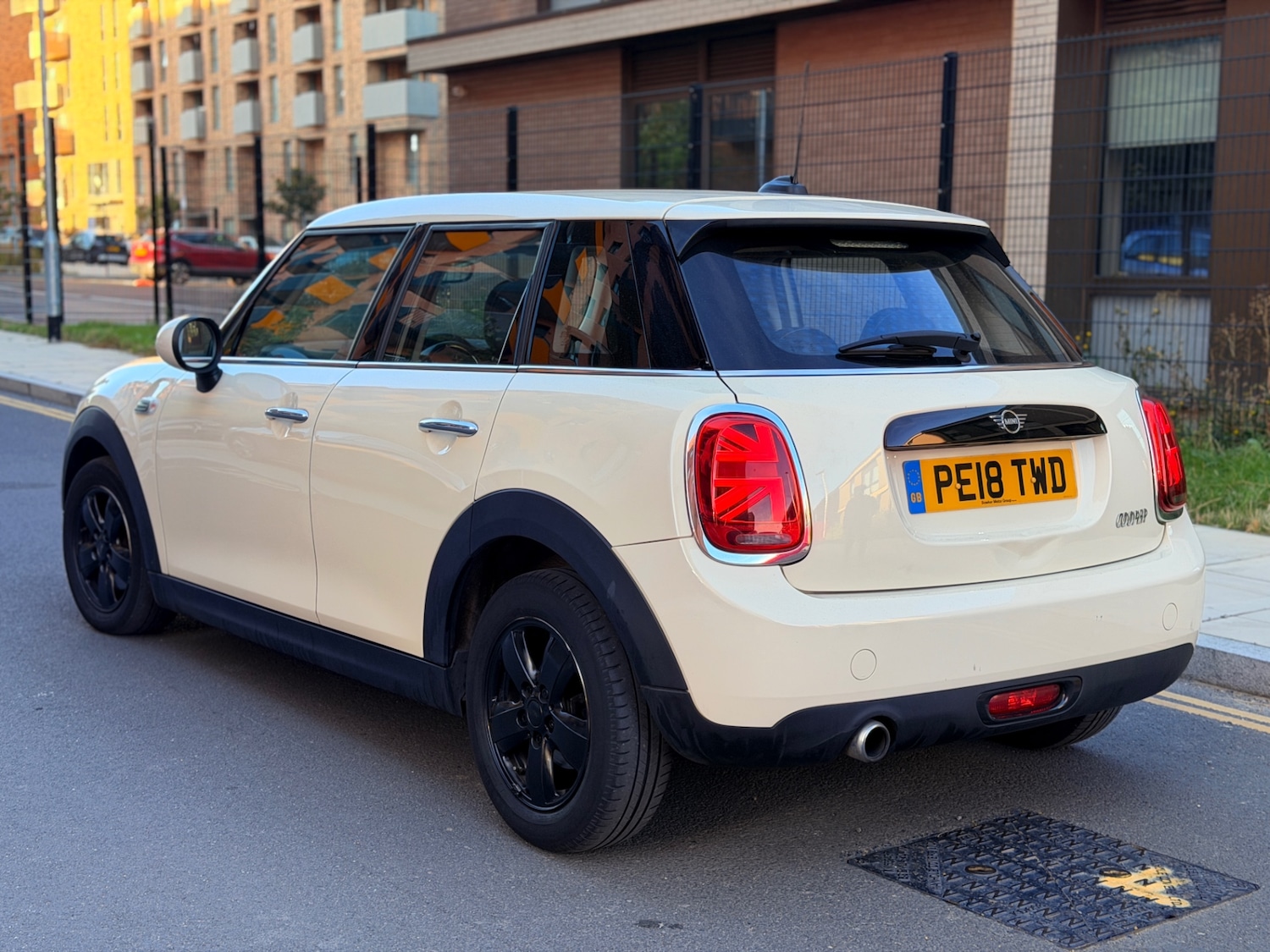 Used MINI Hatch 2018 for sale - 76067518: Photo 6
