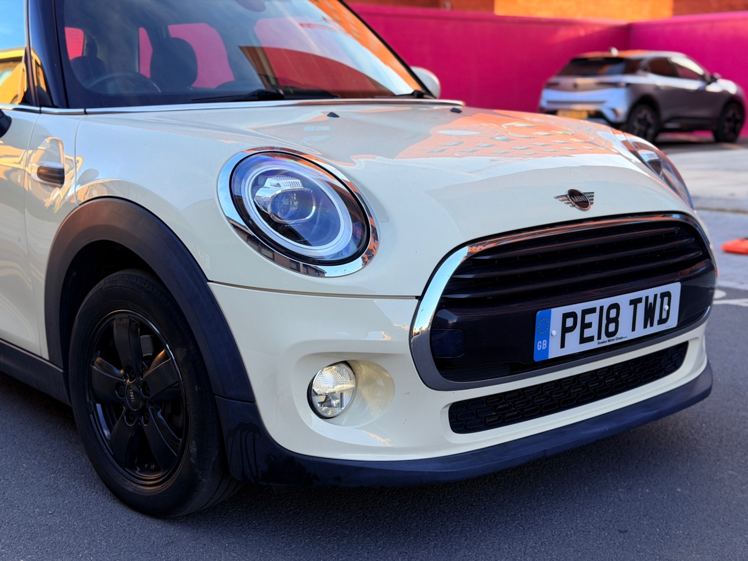 Used MINI Hatch 2018 for sale - 76067518: Photo 8