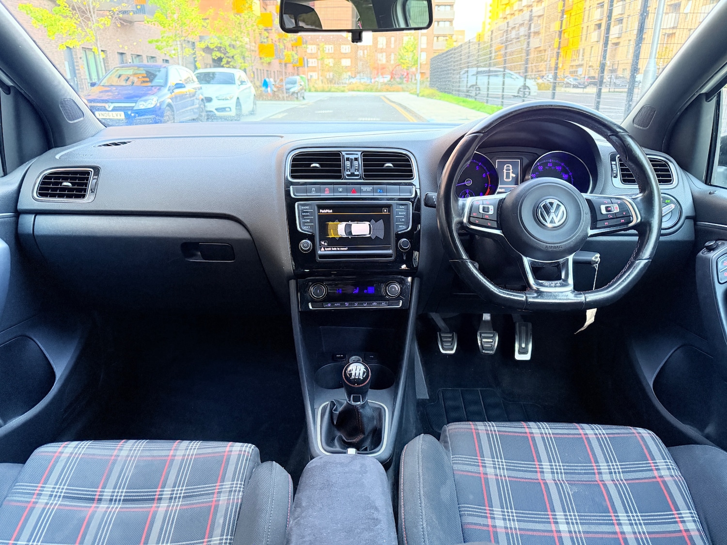 Used Volkswagen Polo 2016 for sale - 76372171: Photo 11