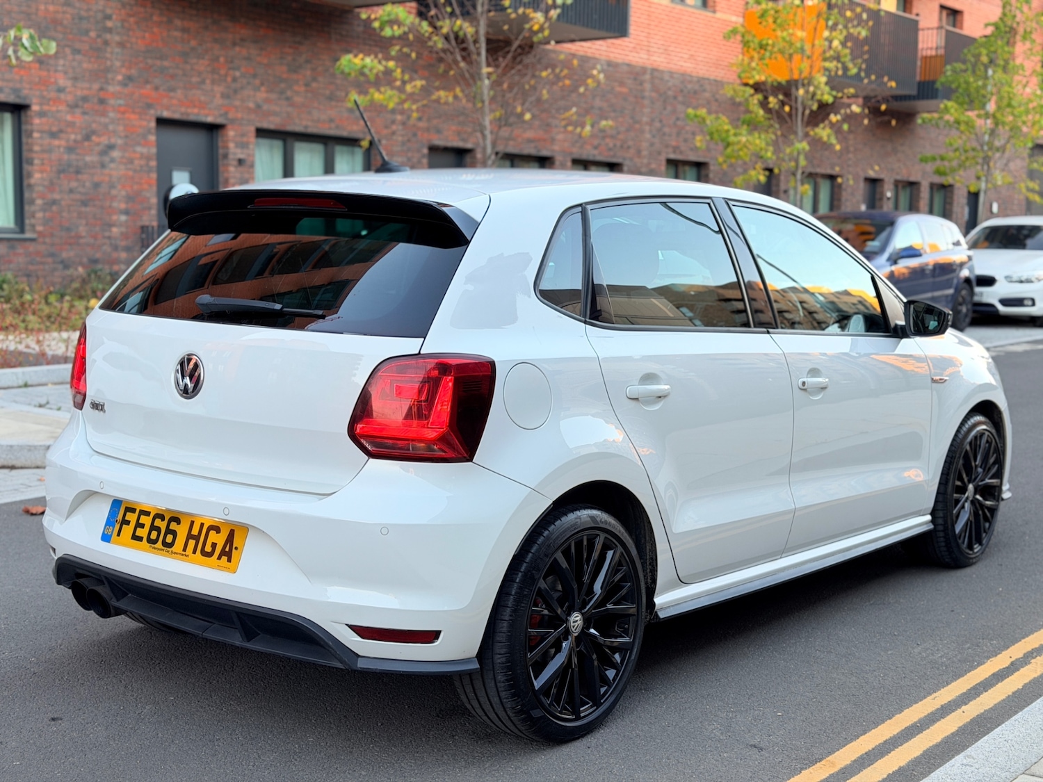 Used Volkswagen Polo 2016 for sale - 76372171: Photo 4
