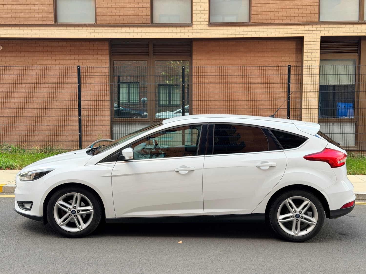Used Ford Focus 2016 for sale - 76372168: Photo 7