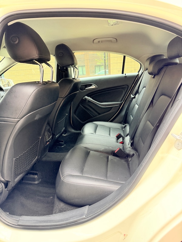 Used Mercedes-Benz A-Class 2015 for sale - 76264455: Photo 16