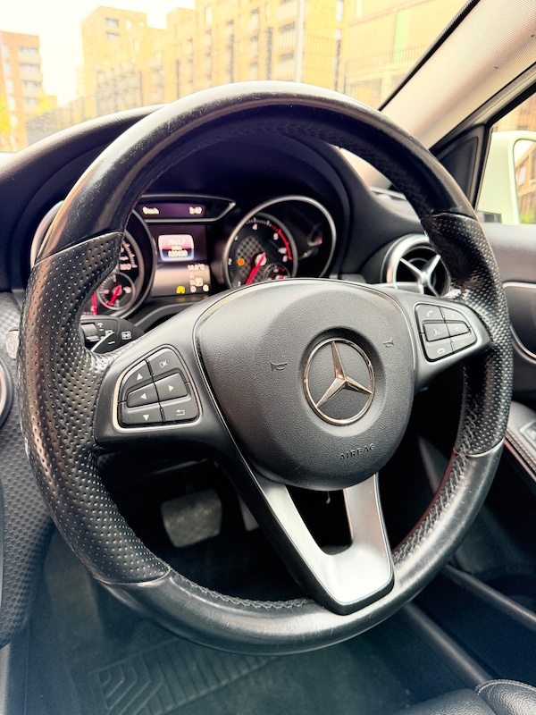 Used Mercedes-Benz A-Class 2015 for sale - 76264455: Photo 21