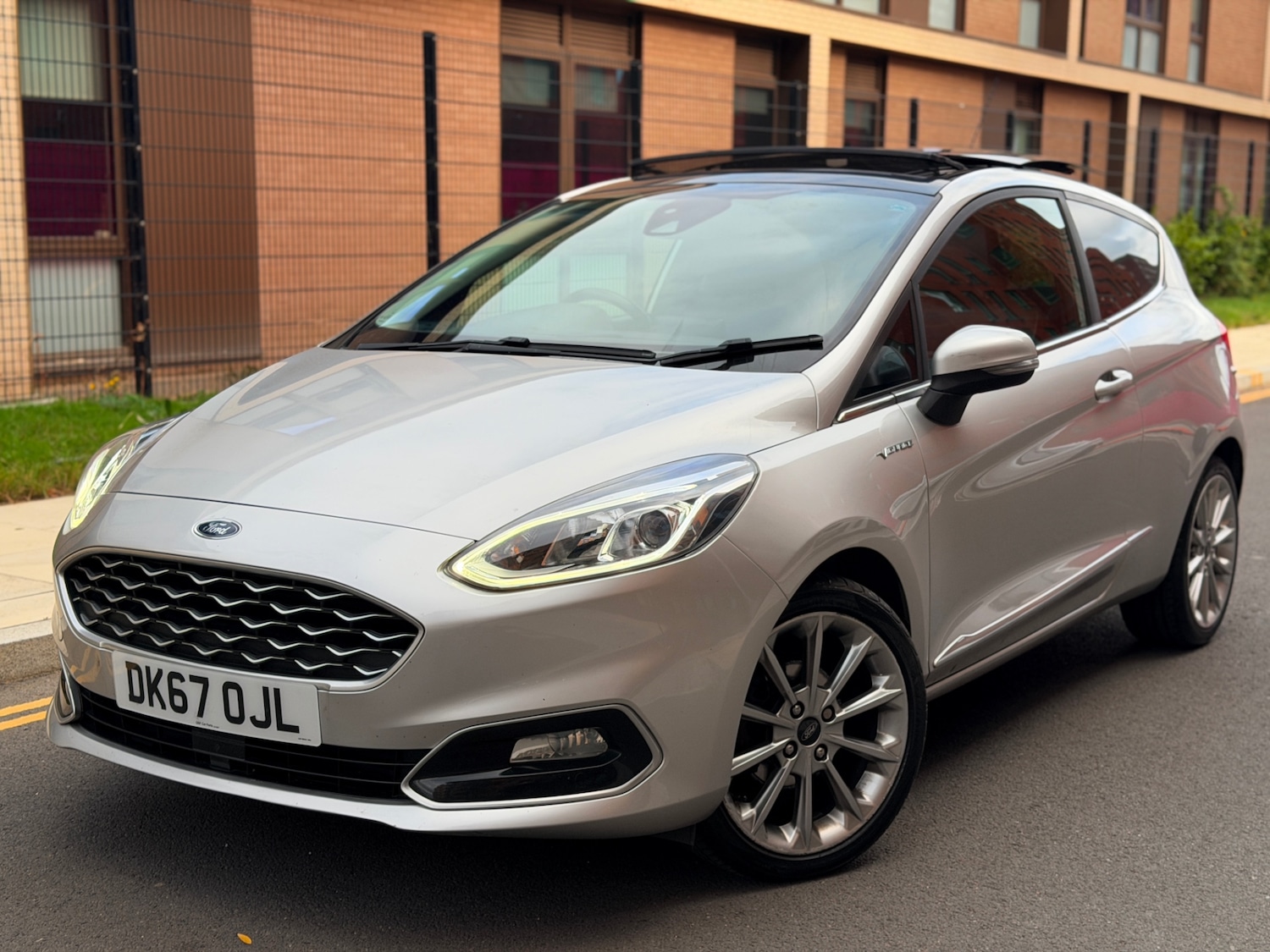 Used Ford Fiesta 2017 for sale - 76198619: Photo 1