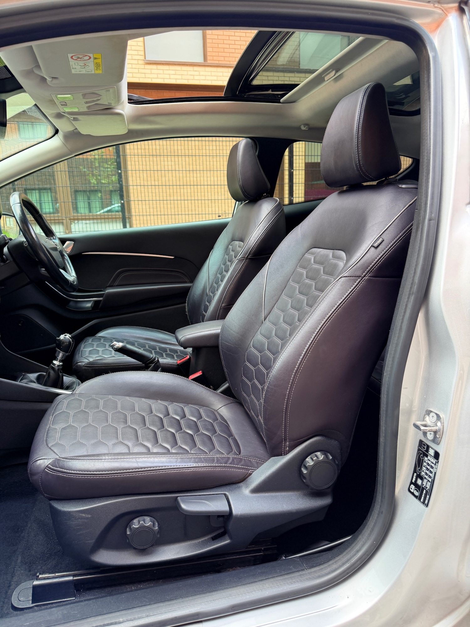 Used Ford Fiesta 2017 for sale - 76198619: Photo 13