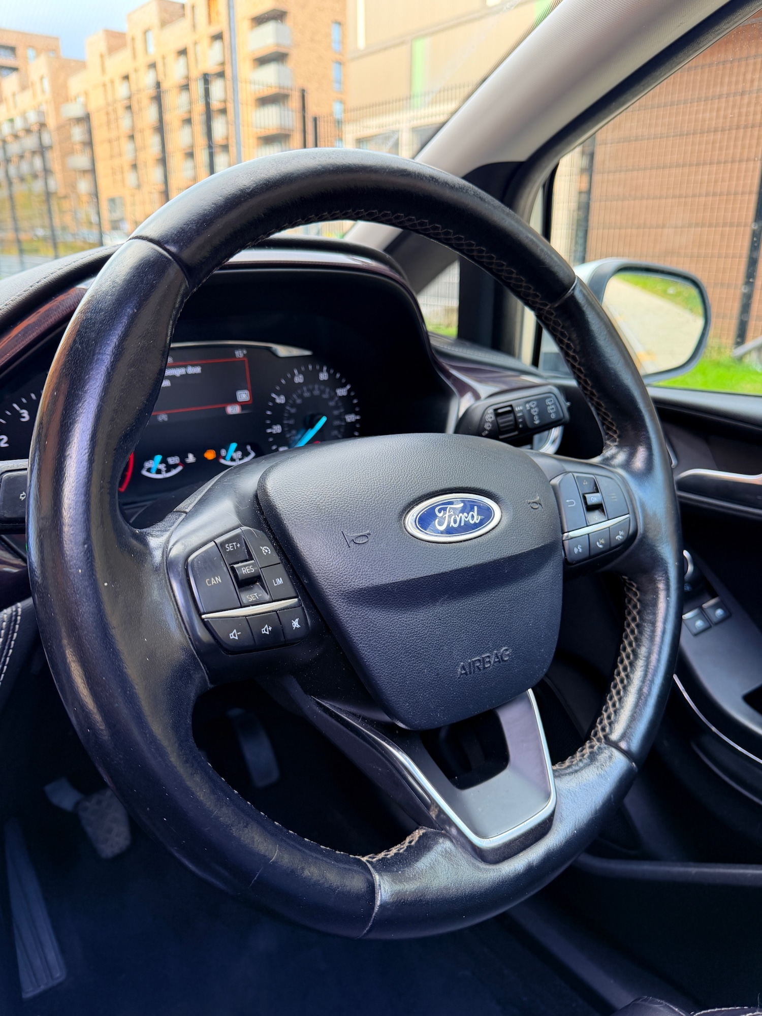 Used Ford Fiesta 2017 for sale - 76198619: Photo 21