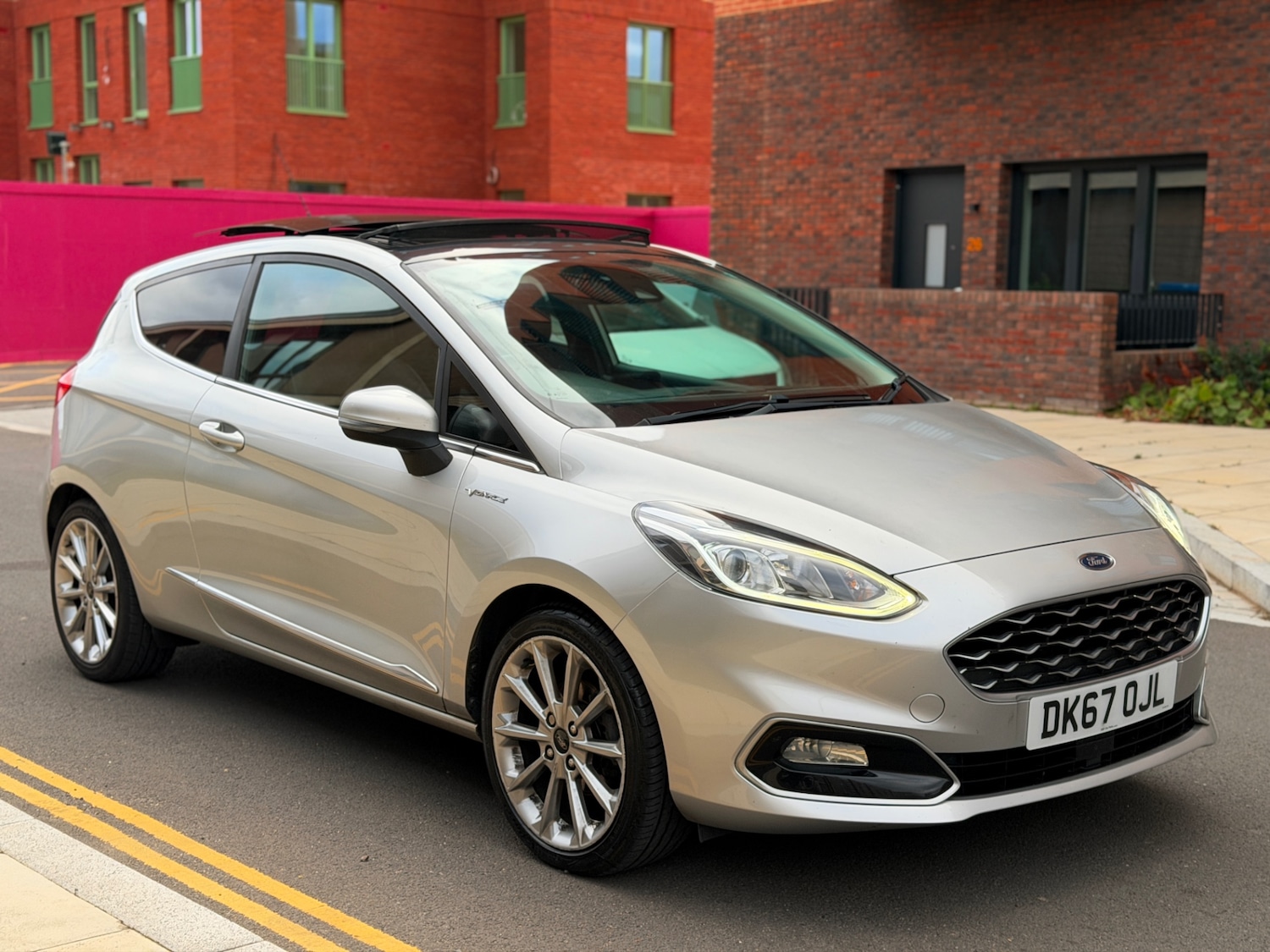 Used Ford Fiesta 2017 for sale - 76198619: Photo 3