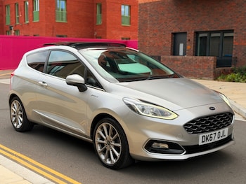 Used Ford Fiesta 2017 for sale - 76198619: Photo 3