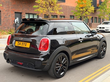Used MINI Hatch 2017 for sale - 76216420: Photo