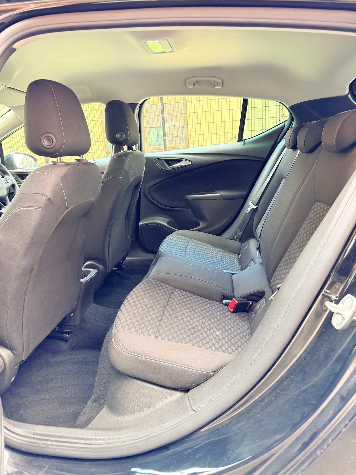 Used Vauxhall Astra 2018 for sale - 76372169: Photo 14