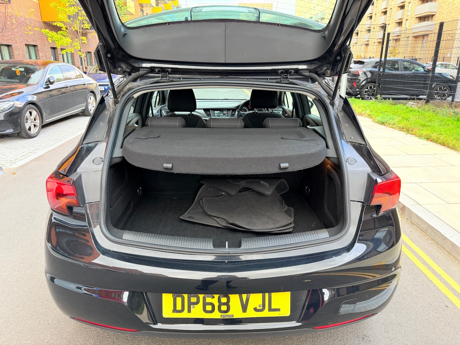 Used Vauxhall Astra 2018 for sale - 76372169: Photo 19