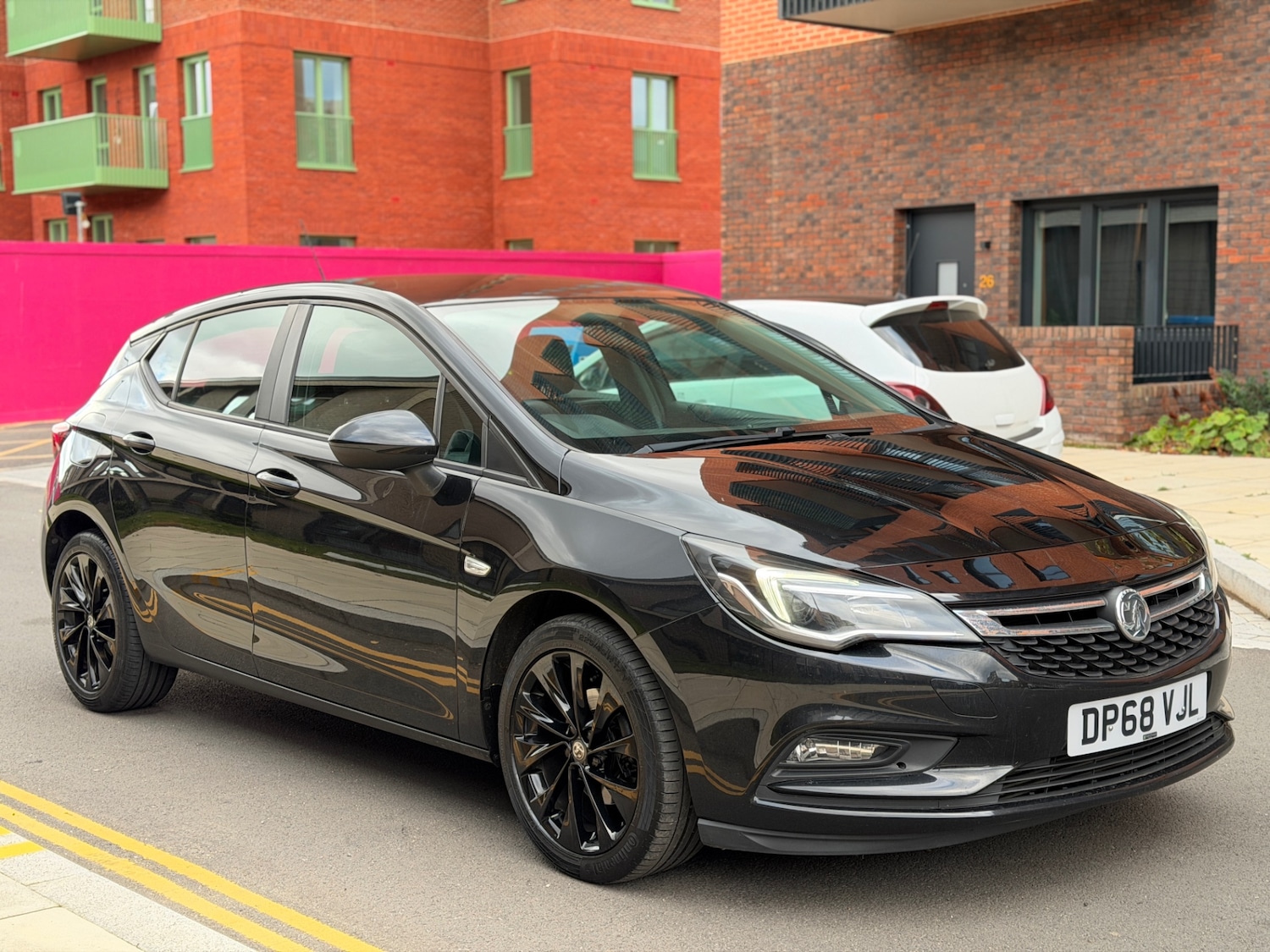 Used Vauxhall Astra 2018 for sale - 76372169: Photo 3