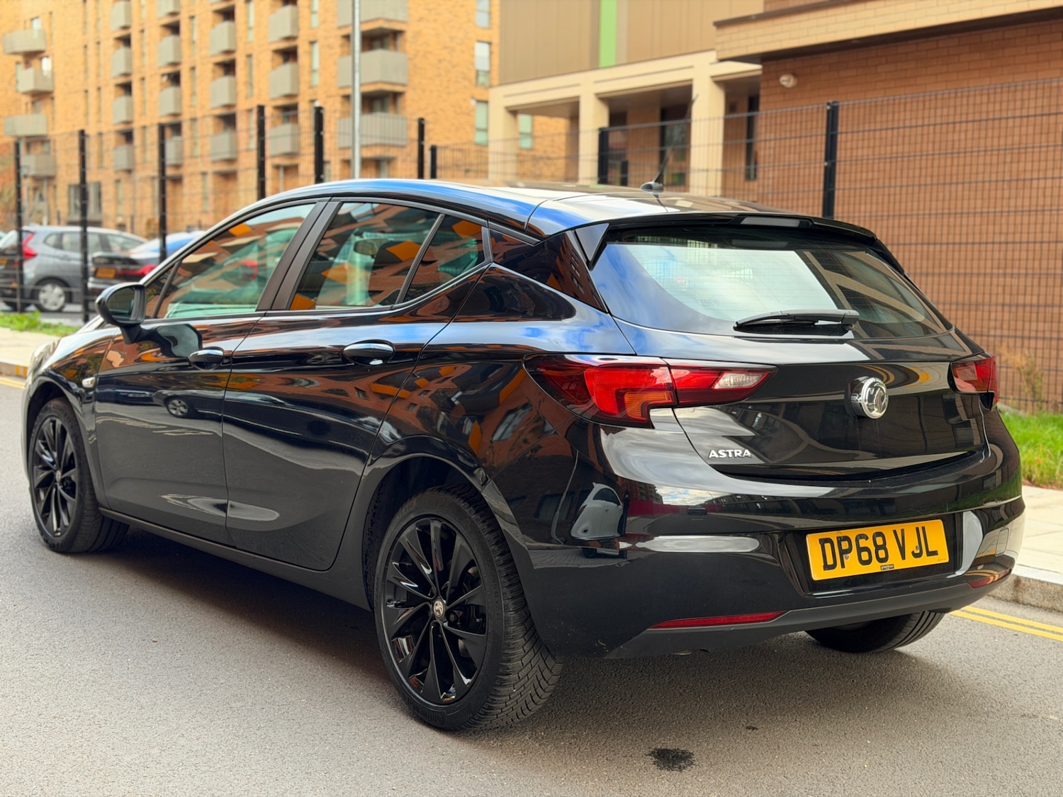 Used Vauxhall Astra 2018 for sale - 76372169: Photo 6