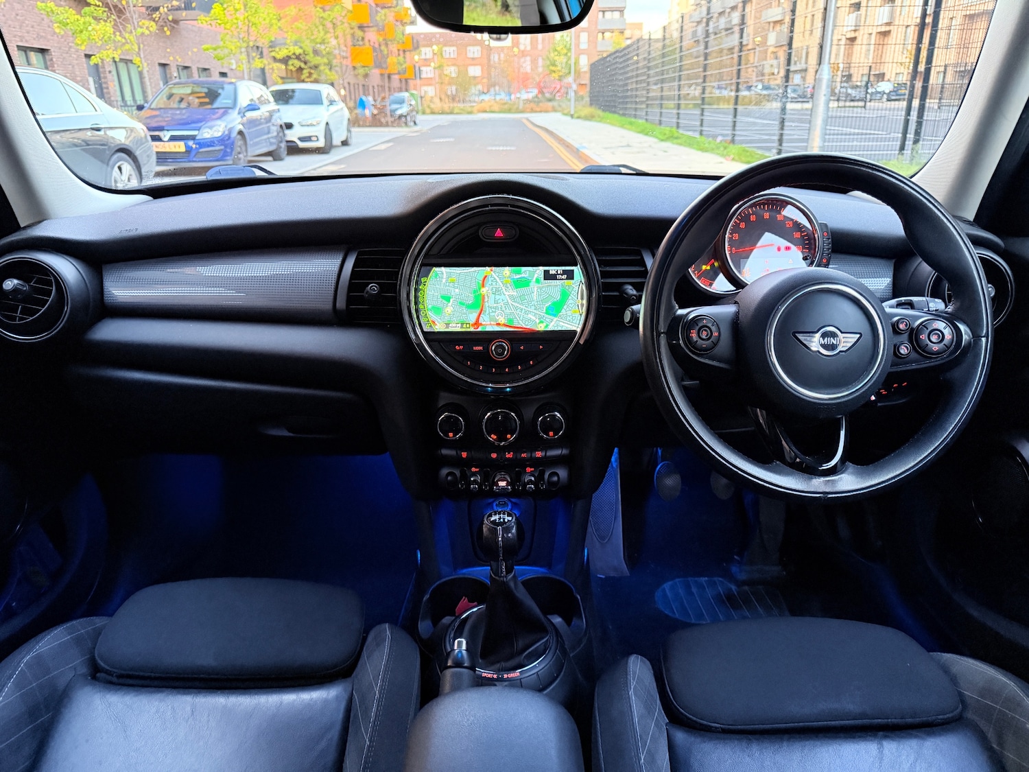 Used MINI Hatch 2015 for sale - 76473940: Photo 11