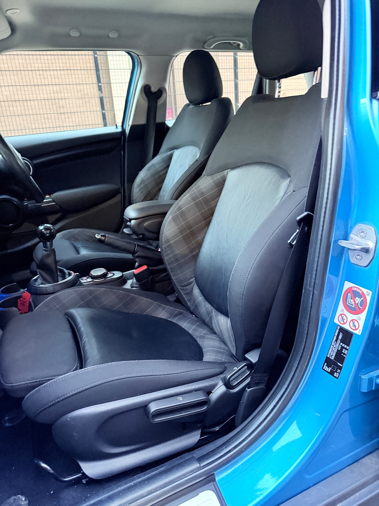 Used MINI Hatch 2015 for sale - 76473940: Photo 16