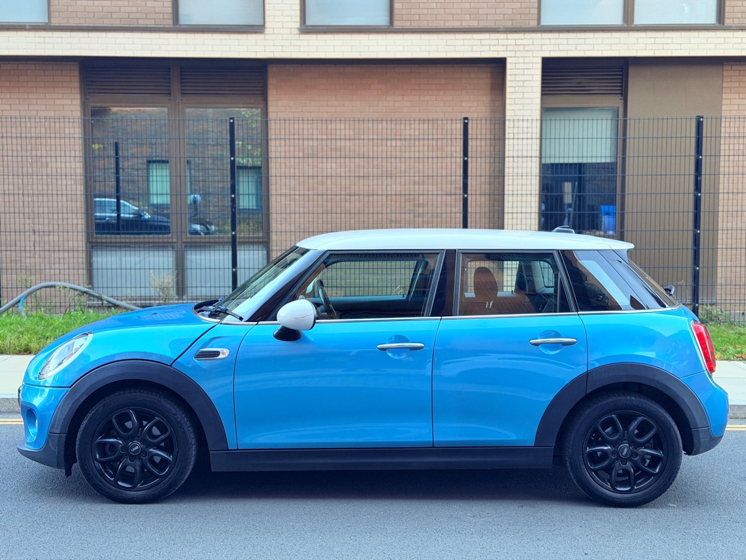 Used MINI Hatch 2015 for sale - 76473940: Photo 7