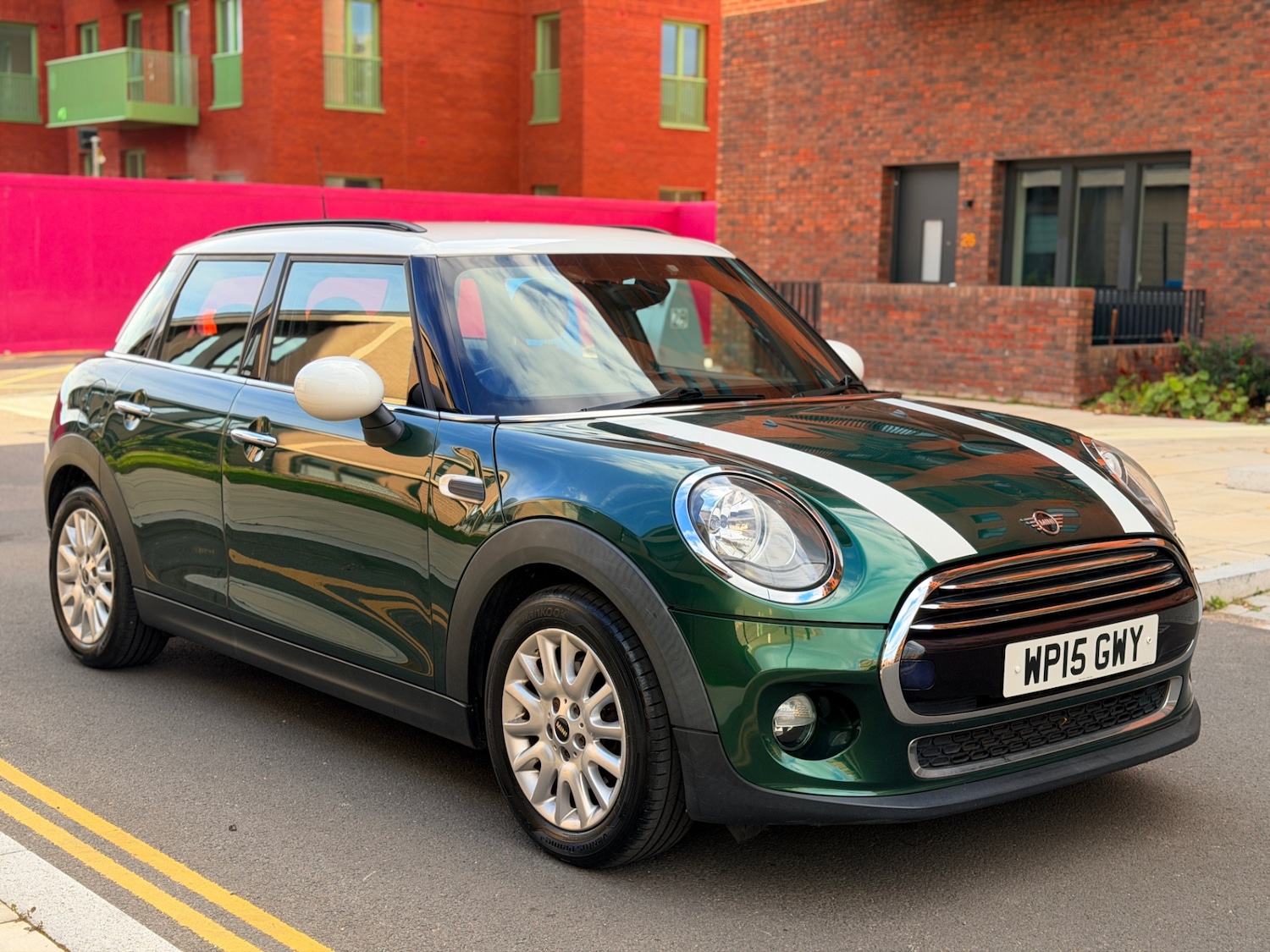 Used MINI Hatch 2015 for sale - 76198613: Photo 3