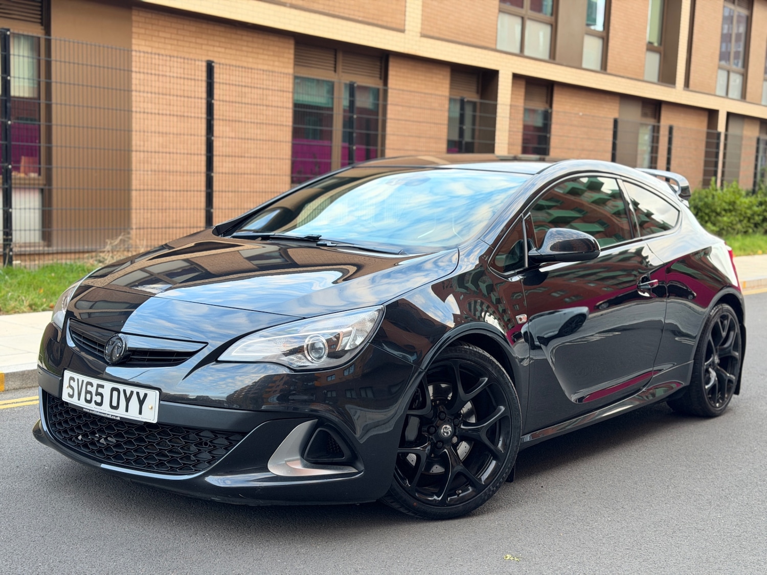 Used Vauxhall Astra GTC 2015 for sale - 76387005: Photo 1