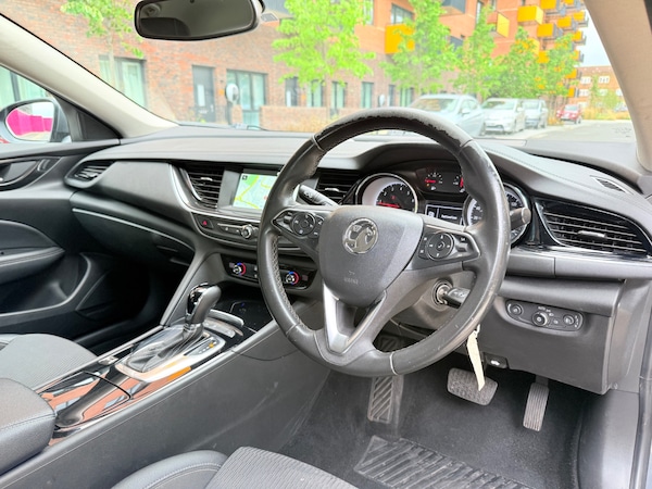 Used Vauxhall Insignia 2020 for sale - 75697459: Photo 8