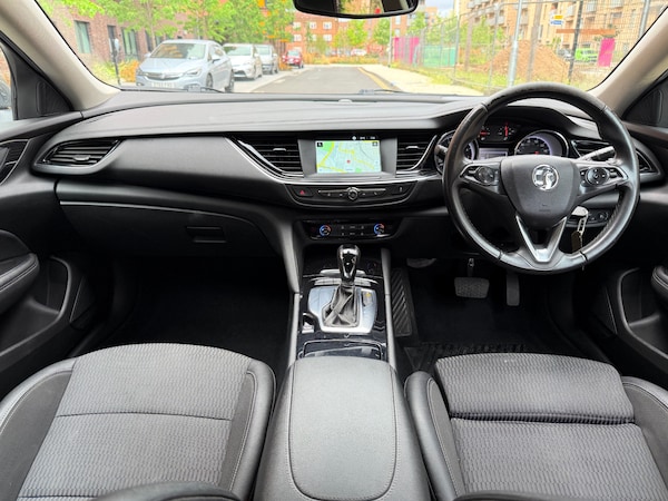 Used Vauxhall Insignia 2020 for sale - 75697459: Photo 9